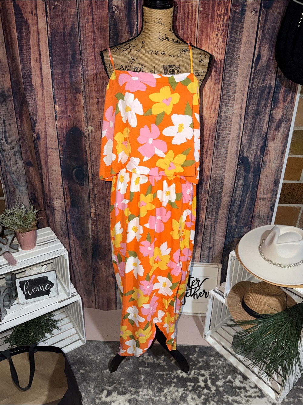 Emily Wonder NWT Size 1X Colorful Floral MIDI Dress